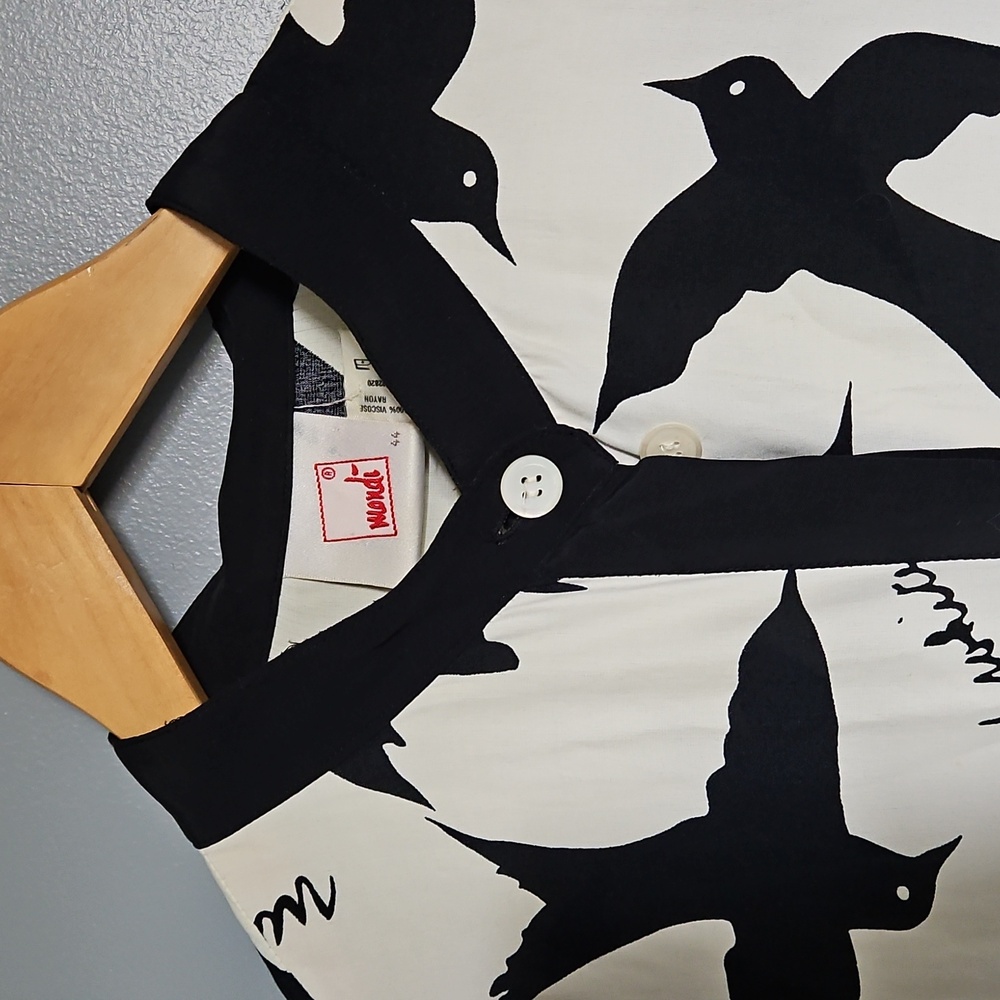 Mondi Vintage Black and White Bird Print Blouse - Picture 4 of 16